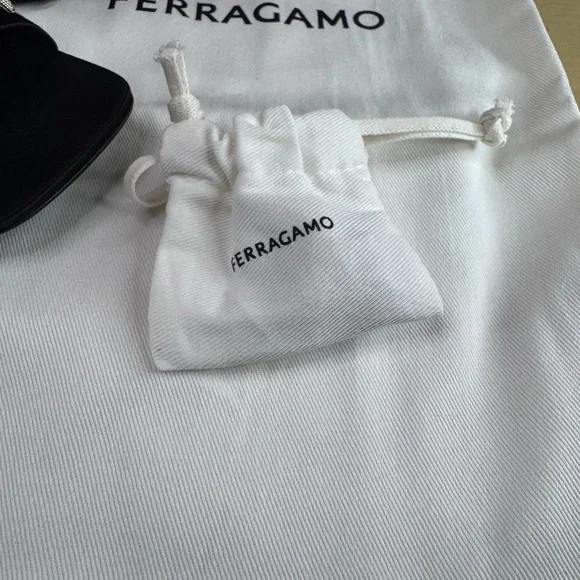 FERAGAMO Amy X5 Mules - Picture 8 of 9